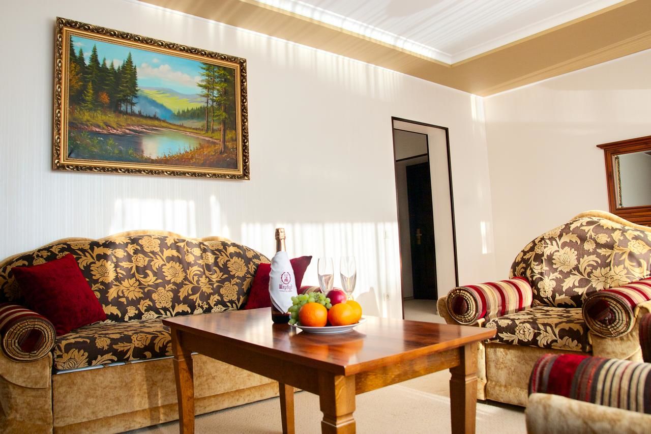 Отель Sherwood Hotel Долгомостиска-23