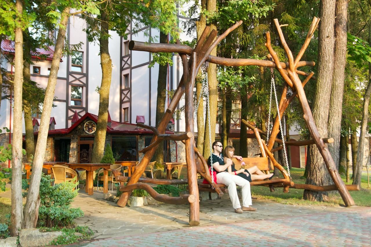 Отель Sherwood Hotel Долгомостиска-41